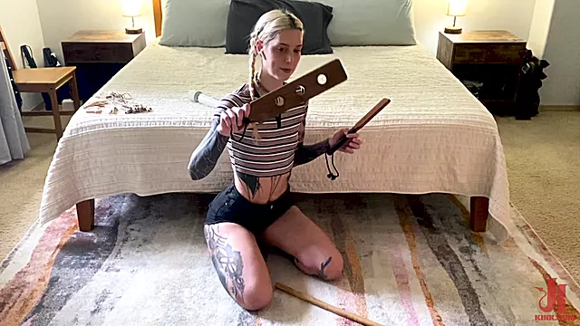 Cam Damage: Creature Comforts - Kink