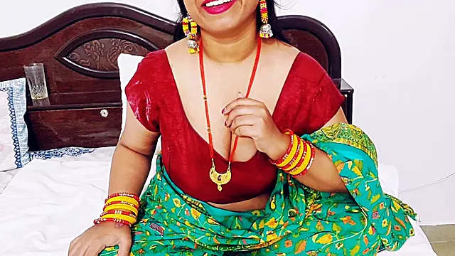 Stiefbruder, India Mollig, Mollig Solo, Gefallen, Draussen Solo, Stiefschwester, Selbst, Amateur Indisch
