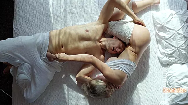 Leccate Di Figa Amatoriali, Tettona Coppia, Hardcore Tettona, Bionda Fatto In Casa, Fica Bionda