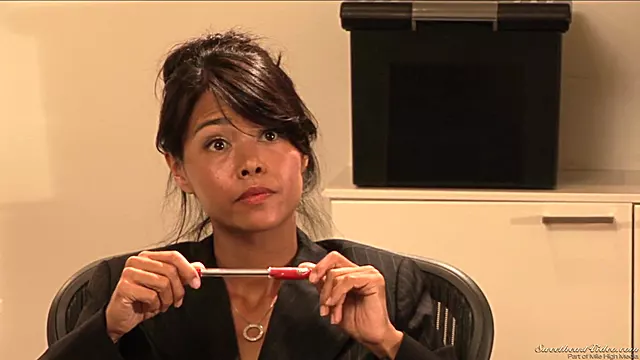 Brünette Amateur Milf, Asia Große Titten, Asian Lesbean Milf, Asien Große Arsch, Milf Mit Großen Titten