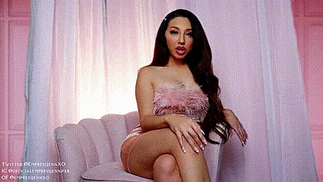 Dominat Lady, Forelsket