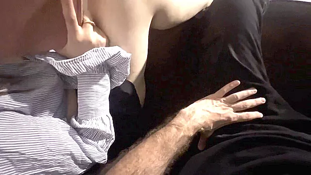 Amatör Avsugning, Amatör Creampie, Amatör Tjej Fitta, Handbov Blowjob, Komma På Fittan, Sperma I Fittan