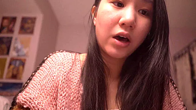 Asian Girl ASMR - 1 Thessalonians 1-5