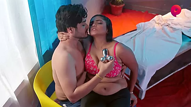 Spicy Indian MILF thrilling sex movie