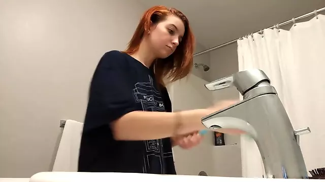 Amatorka Solo, Amatorki Po Czochy, Nastolatka Amatorka, Amatorskie Cyce, Kobiety Solo, Wsadzanie Głowy