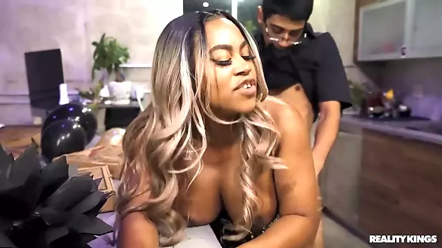 Velké Kozy, Mrdani Ebony Big Kozy, Velka Prsa Zadek, Kozy, Cernosky, Ebony Kozy, Staré Černošky