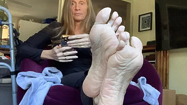 Fetish Kaki, Kaki, Panjang