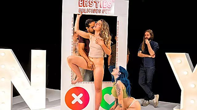 Full Gameshow - Tinder In Real Life 5