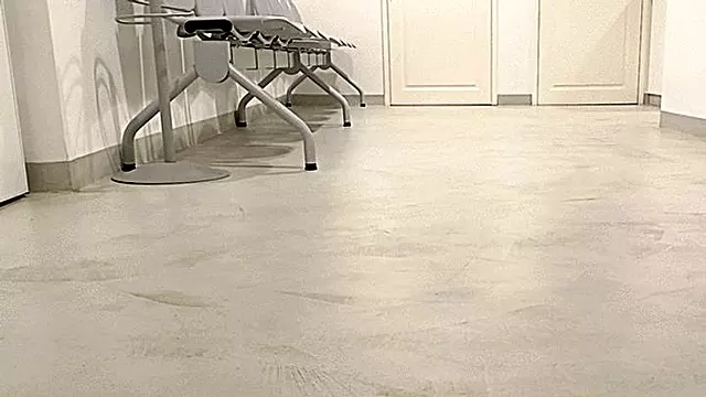 Stopala Najlonke, Najlonke I Stikle, Stikle, Najlonke, Stopala