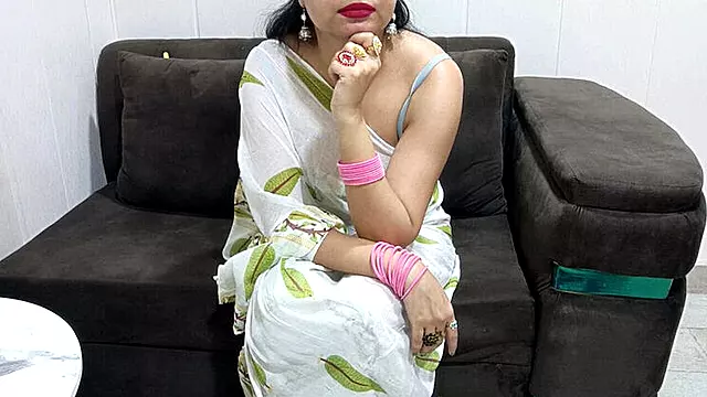 Hot Hindi Stepmom Fucked Hard by Stepson - Dirty Talk & Orgasm at Home