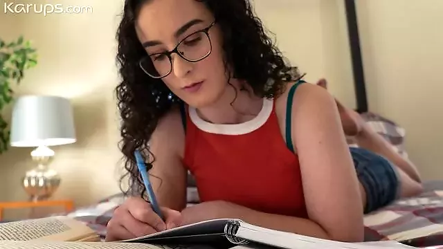 مکیدن کیر و خایه, جوان کیر بزرگ, لیسیدن خفن مکیدن, خورد سال, کیر مودار, کیر پیر و کس جوان, کیر واقعا بزرگ