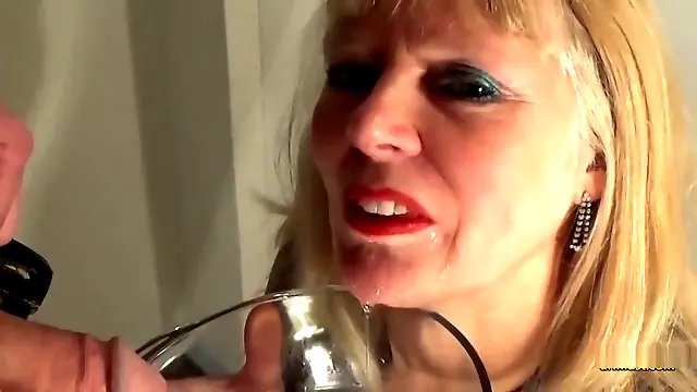 Amateur Pissen, Deutsch Pissen, German Blond, Deutsch Amateur, Milf Pisst, Deutsche Milf, Deutsche Amateur Milf