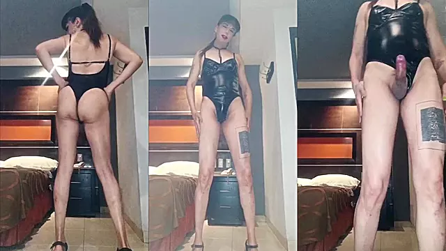Pau Pequeno E Grande, Pau Grande E Grosso, Menina Cum, Penis E Tetas, Travestis De Pinto Pequeno