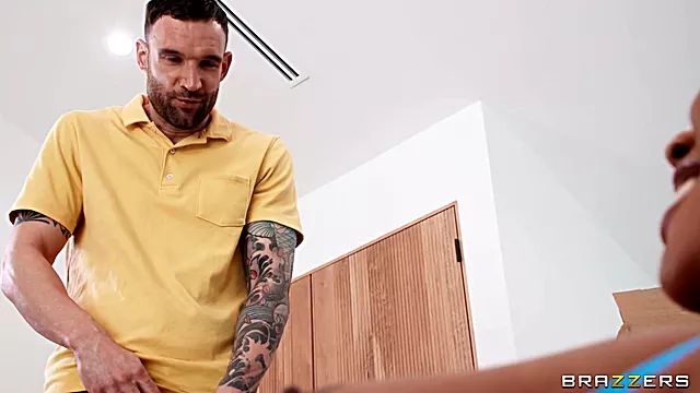 br_Curvy Girl Fucks The Desirable Neighbor_Alex Legend, August Skye_TITTS_012401