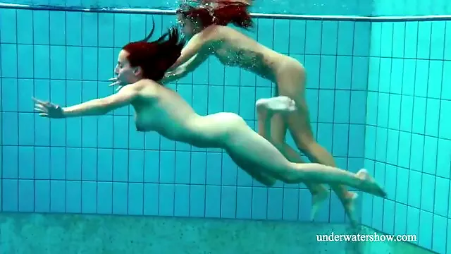 Gadis 18, Sweeming Pool, Get Busty, Awek Dapat Ramas Tetek, Tetek Besar Tempat Awam, Gadis Tetek Kecil