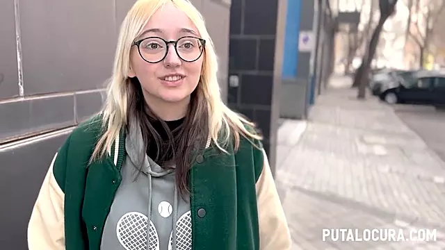 Amateur Blond, Erwischt Amateur