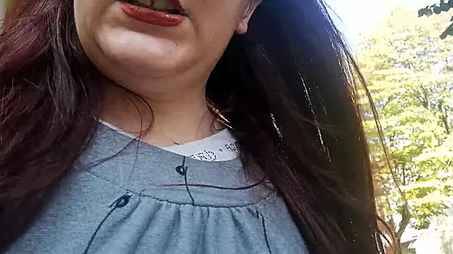 Vlog Around a Few Words with Nicoletta