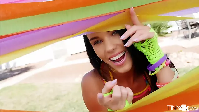 Sexy festival fling