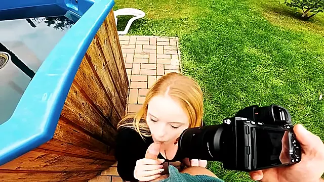 Blond Big Tits, Titten Aufgehängt, Große Brüste Kehlenfick, Outdoor Dicke Titten, Brüste Blond