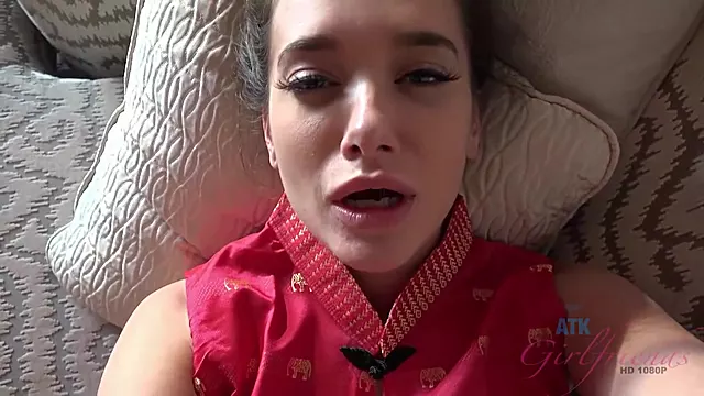 Amateur Vingeren, Scheren Amateurs, Amateur Tieten, Brunette Vingeren, Creampie, Kleine Tieten Creampie