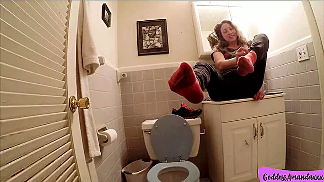 Amatőr Láb, Vaódi Amatőr, Amerikai Milf, Bugyi, Sexy Baba, Szep Nok, Női Wc, Punci Pisi, Wc Maszti