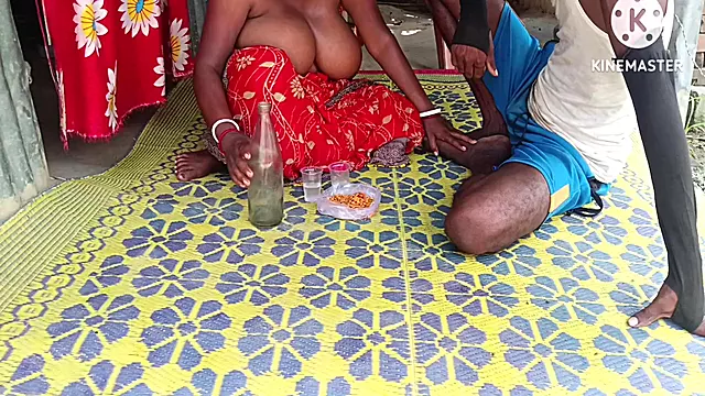 Desi Bhabhi Sharab Pee Kar Land Chusa