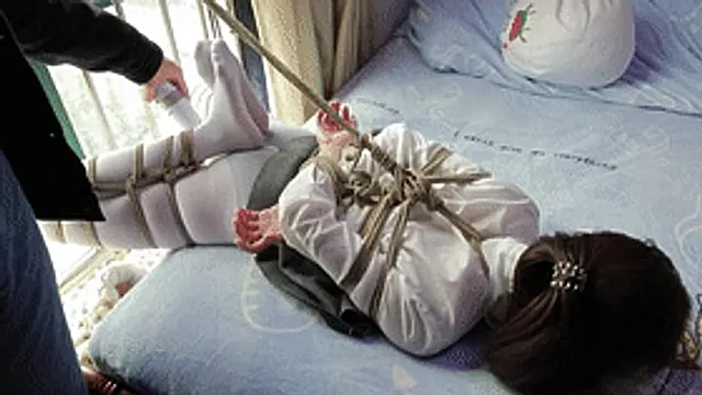 گن دختر, اسارت ارگاسم, اسارت ارگاسم ویبراتور, چینی کلاسیک, چینی سفید, تسلط فوت فتیش, فوت فتیش