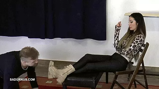 Fumer Bottes, Mistress En Boots