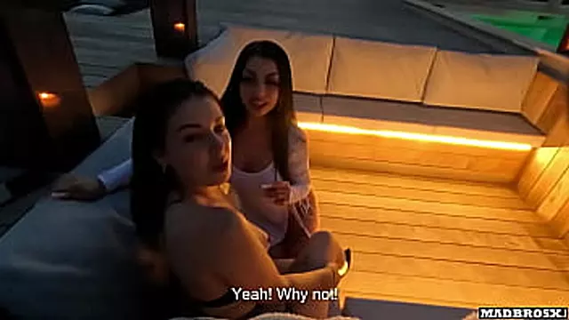 Párty, Hlasity, Výměna Manželek Porno Videa, Party Orgi, Starý