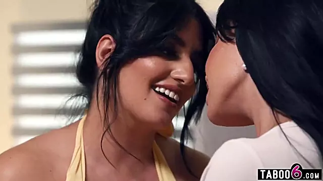 Little Puck, Latina Lesbians And Sarah Arabic In Huge Boobs Arab And Latina Milf Lesbians Having Wild Sex Together