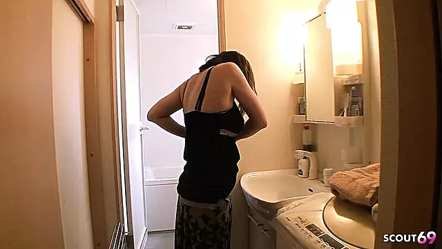 Amaterski Azija, Azijsk Mom, Grubo, Jebanje Mame Grubo, Jebe Punicu, Otima Se, Macehe Grubo, Zrele Starije