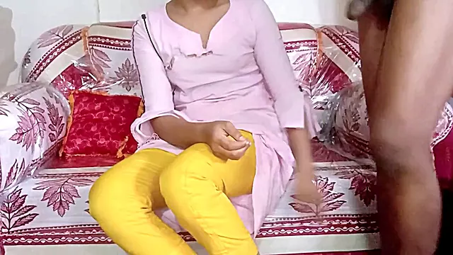 18 Rocne, Indian Frunk, Vysokoškoláčky, Stara Baba Mlade Sex, Bangladéši