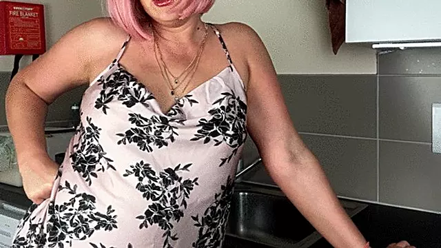 JOI feet Hot housewife teasing