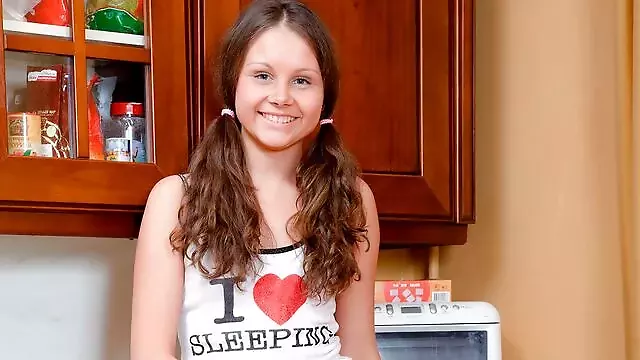 Amatori Adolescente, Sani Uriasi, Masturbari Cu Degete, Tinere Cu Par, Sex La Greu, Laba Solo