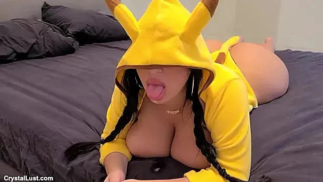 Insanely Hot Thick Pikachu Girl Fucks Horny Virgin