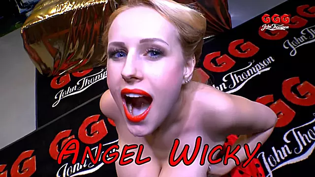 سکس با Angel Wicky, ساک زدن پستون گنده, منی پاش پستان گنده, منی پاشی ممه گنده, دهنی منی پاش