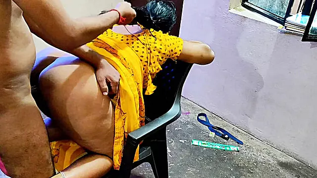 Desi Bhabhi Hardcore Fucking Neighbour Boy Doggy Style Cumshot