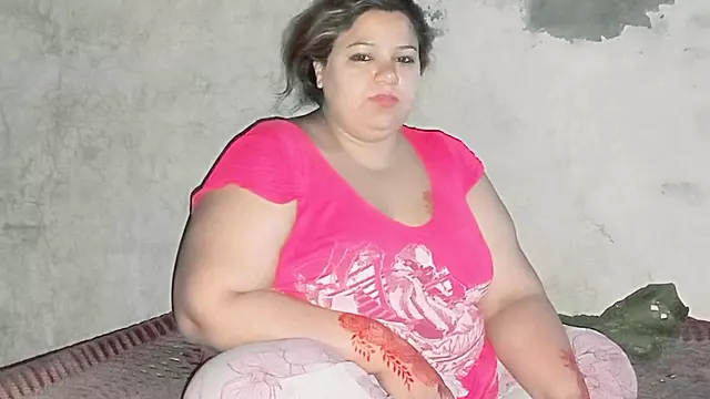 Amatör Esmer, Amatör Bayan, Amatör Göğüs Show, Amator Wifee, Solo Büyük Göğüs, Büyük Meme, Memeli Esmer
