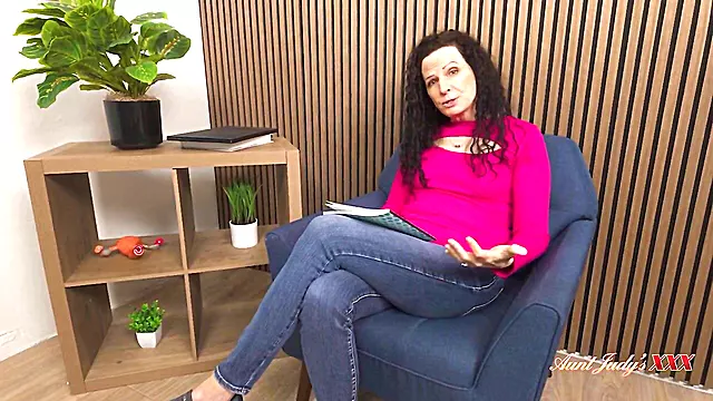 Mature Bruneta, Cernovlasky Milfs, Zralé Zeny, Zralé Chlupaté Kundy Solo, Chlupaté Zralé Solo