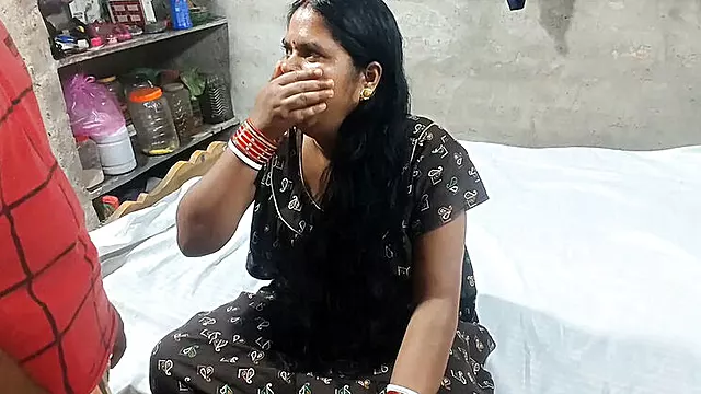 Desi Village Style Indian Homemade Fucking with Raju and Teen Girl Blowjob