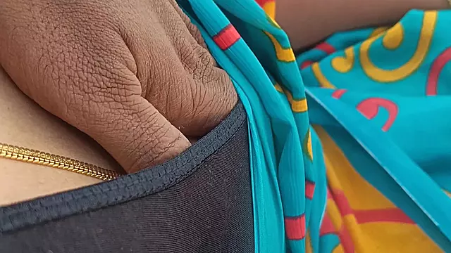Housewife Amateur Solo, Vecina Amateur, Al Aire Libre Amateur, Esposa Amateur, Regala Esposa