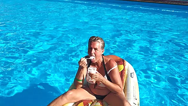 Mature V Lese, Matures A Granny, Zralé Zeny, Fotky Erotika Mature, Mature Kluk, Smyslná Milfs