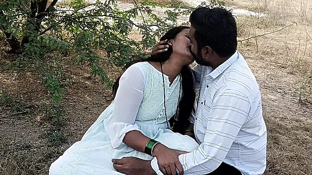 Indias, Mi Tia, Mi Tia Caliente, Blowjob Primer Plano, Jovencita Con Viejo, Besos Hot, Selva, Besos De Cerca