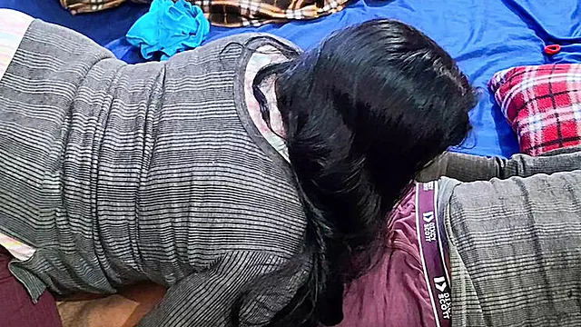 Desi Bhabhi Hardcore Fucking - Tight Pussy Doggy Style with Cumshot