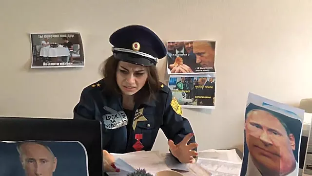 major Doigraless fucked tax inspector