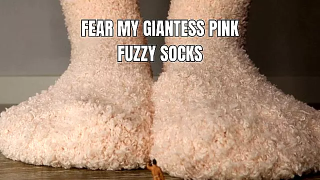 Fear my fuzzy pink socks - OnlyVanessa (custom clip)