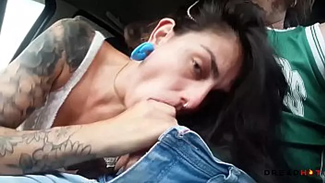 Amateur Mange Le Sperme, Amatrice En Public, Ado Amateur, Jeune Cul, Ejac Pipe, Manger Sperme