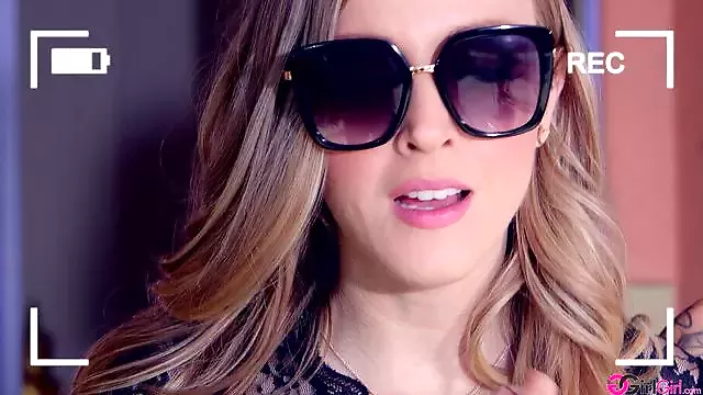 Brunetka Masturbace, Masturbace V Punčochách, Černovláska Kundu, Řezani Piči, Lesbičky Prstění