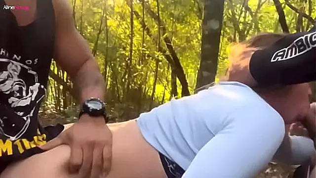 Amateur Hausgemacht Blowjob, Tätowierte Amateure, Amateur Dreier, Dicke Titten Blowjob, Blonder Arsch
