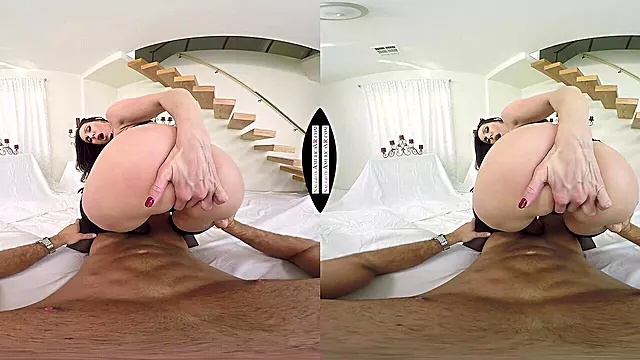 Große Lange Titen, Milf Blasen, Blasen Und Abspritzen, Brünette Milf, Blasen Brunette, Brunette Pornostar